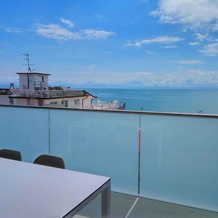 Apartment In Lignano Sabbiadoro 21778 Eksteriør billede