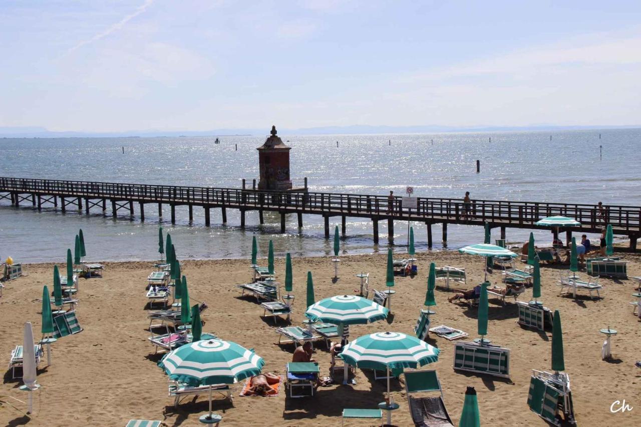 Apartment In Lignano Sabbiadoro 21778 Eksteriør billede